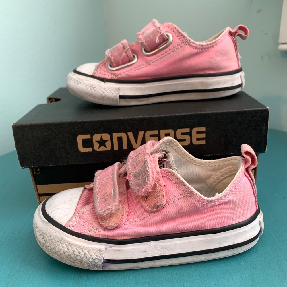 Pink Toddler Converse - Picture 5 of 10